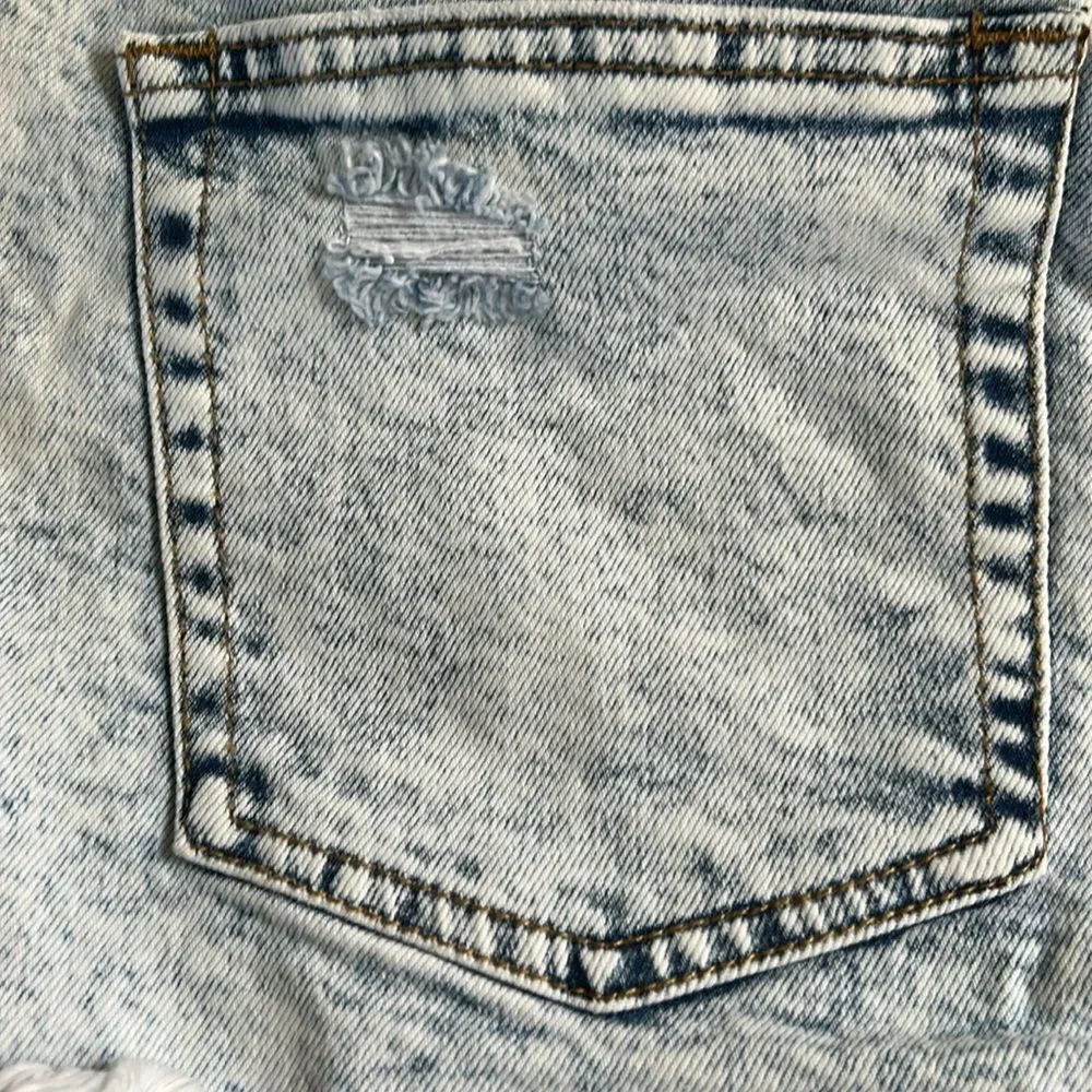 l&M Cut Off Lightwash Denim Shorts Large New - Picture 11 of 12